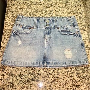 Light Wash Jean Skirt. Distressed. Size 2. AE